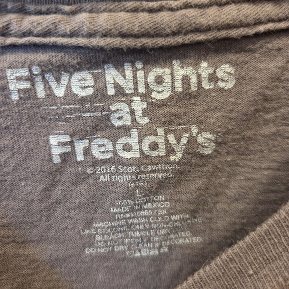 Five Nights at Freddy's FNAF Freddy Fazbear's Pizza Cartoon Graphic Shirt Large - Picture 3 of 11